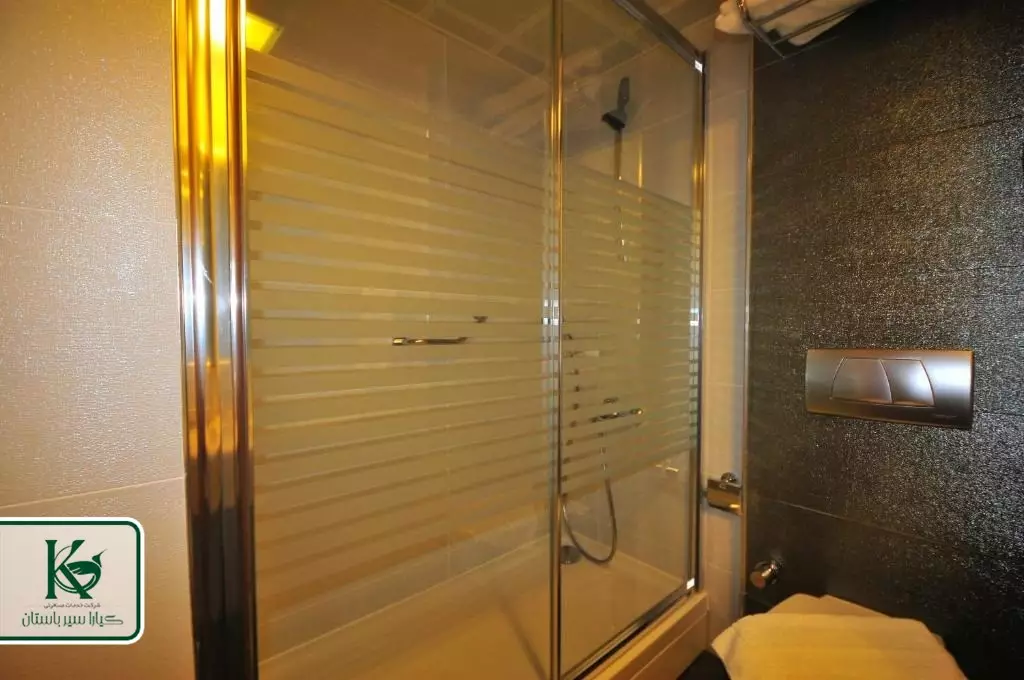 گلدن راک بیچ